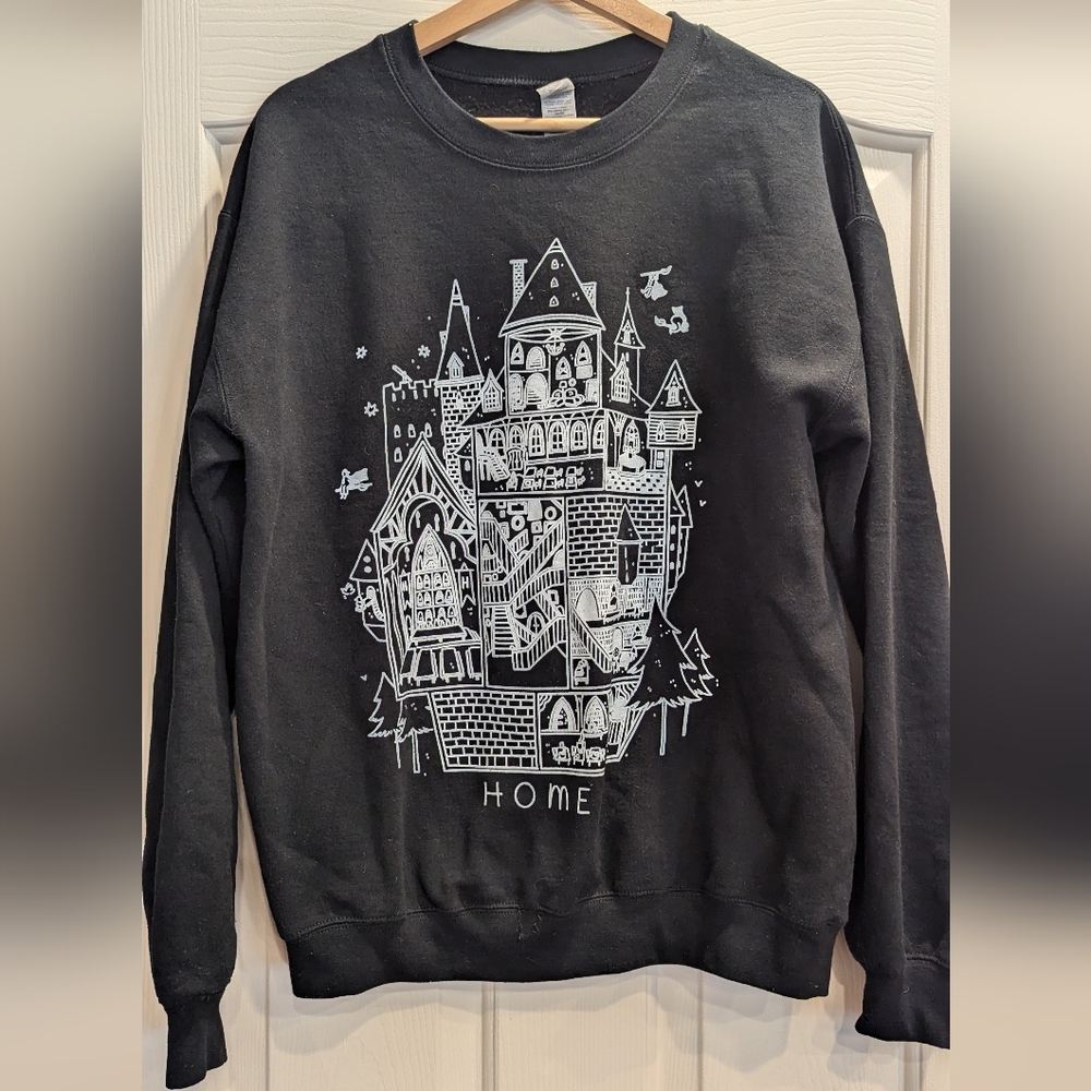 ✨ FINAL PRICE✨ Hogwarts Castle Sweatshirt